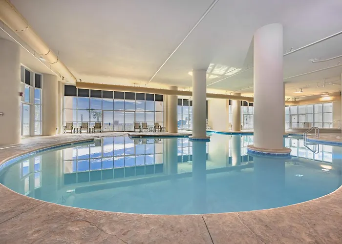 Phoenix Gulf Towers 2206