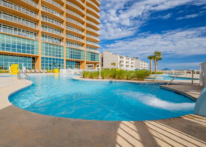 Phoenix Gulf Towers 2206 Apartment
