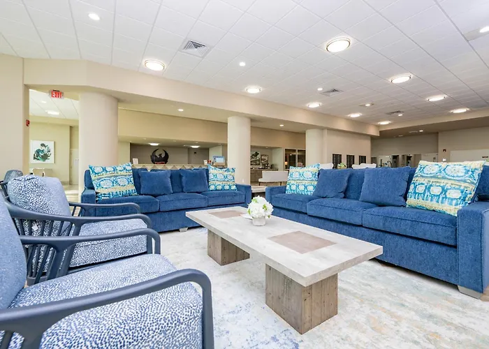 Phoenix Gulf Towers 2206